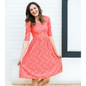 NEW Sweetheart Lace Dress